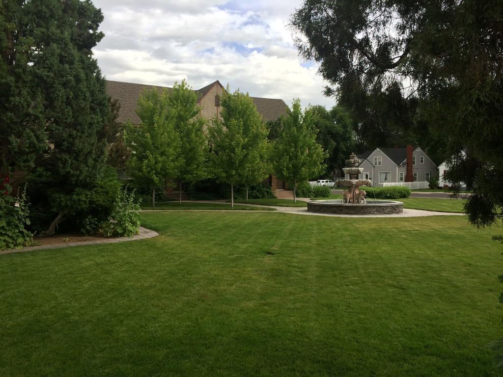 Black Swan Inn Luxurious Theme Rooms Pocatello Exterior foto