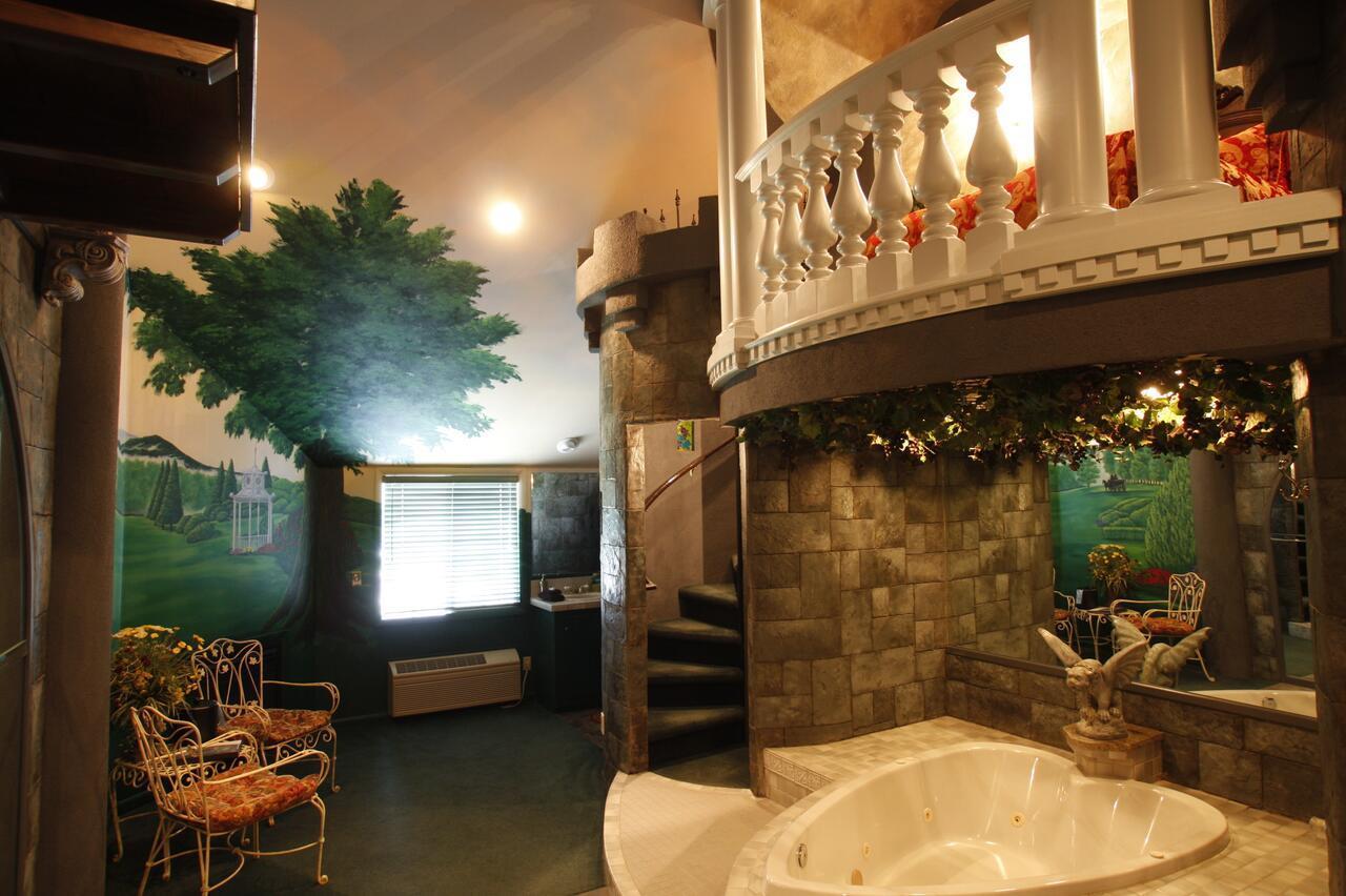 Black Swan Inn Luxurious Theme Rooms Pocatello Exterior foto